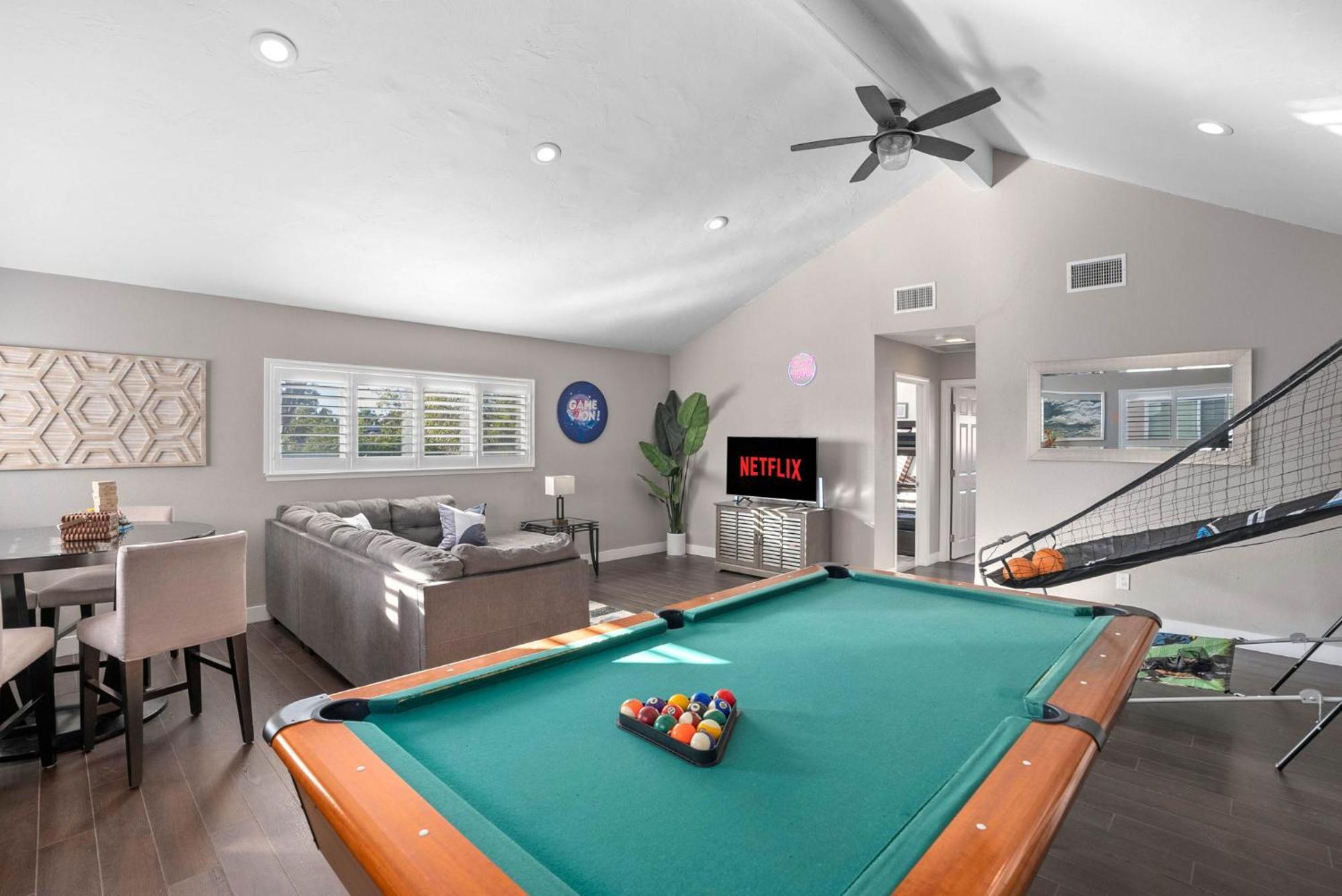 Traveler'S Dream Sd Pool Home Game Room 圣地亚哥 外观 照片